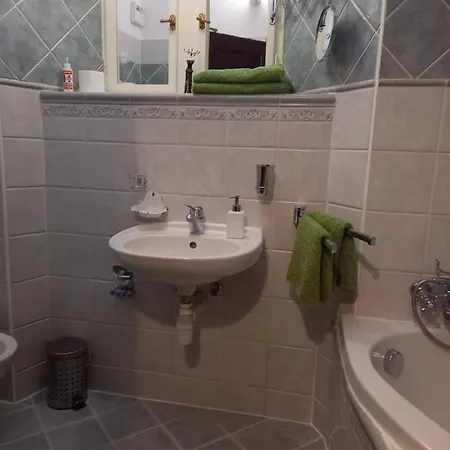 דירה Apartman U Jarosu