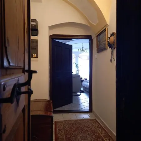 דירה Apartman U Jarosu
